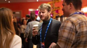 members talking to eachother